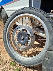 Ζαντολαστιχα honda dominator 650