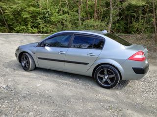 Renault Megane 2004 Sedan-thumb-6