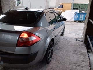 Renault Megane 2004 Sedan-thumb-10