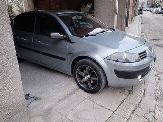 Renault Megane 2004 Sedan-thumb-3