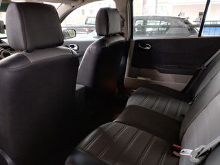 Renault Megane 2004 Sedan-thumb-29