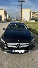 Mercedes-Benz GLA 200 2016
