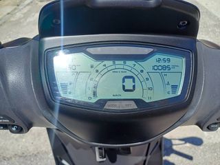 Piaggio Medley 150 2022 s-thumb-7