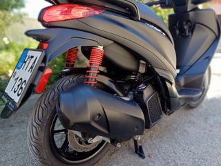 Piaggio Medley 150 2022 s-thumb-6