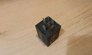 Scirocco , T4 Ρελέ  *-thumb-3