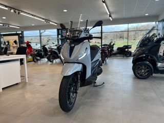 Piaggio Beverly 310 2026 EURO 5+  4 ΕΤΗ ΕΓΓΥΗΣΗ ΔΩΡΕΑΝ