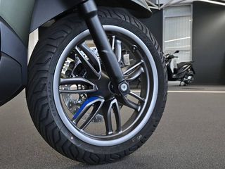 Piaggio Beverly 310 2026 EURO 5+  4 ΕΤΗ ΕΓΓΥΗΣΗ ΔΩΡΕΑΝ ΕΤΟΙΜΟΠΑΡΑΔΟΤΟ-thumb-7