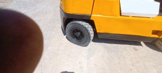 Mitsubishi 2000 FD-50-thumb-9