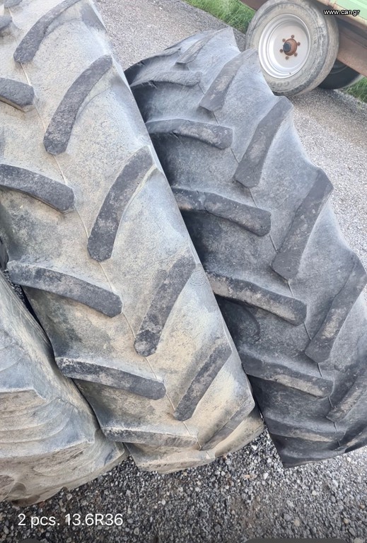 13.6R36 Radial