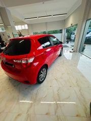 Toyota Yaris 2017 Dual VVT iE  Comfort 1.5-thumb-3