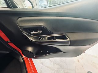 Toyota Yaris 2017 Dual VVT iE  Comfort 1.5-thumb-12