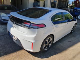Opel Ampera 2013 plug-in-thumb-6