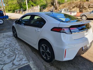 Opel Ampera 2013 plug-in-thumb-4