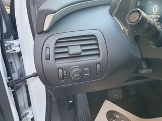 Opel Ampera 2013 plug-in-thumb-19