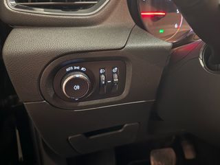 Opel Grandland X 2019 AUTOMATIC-thumb-35