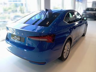 Skoda Octavia 2025 Selection 1.5 TSI m-HEV 150PS DSG7-thumb-3