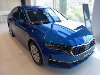 Skoda Octavia 2025 Selection 1.5 TSI m-HEV 150PS DSG7-thumb-4