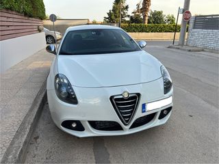 Alfa Romeo Giulietta 2012 QUADRIFOGLIO VERDE-thumb-11