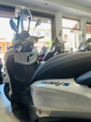 Piaggio Beverly 400 2025 S E+ ΔΩΡΟ ΕΠΕΚΤΑΣΗΣ ΕΓΓΥΗΣΗΣ 4 ΧΡΟΝΙΑ-thumb-1
