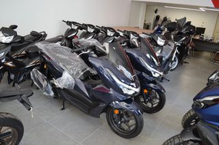 Honda PCX 125 2026-thumb-2