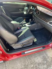 Renault Megane 2010 COUPE-thumb-12