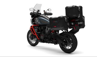 Harley Davidson CVO™ Pan America 2025 Απόκτησε τη δική σου Harley με χρηματοδότηση έως 48 μήνες-thumb-3
