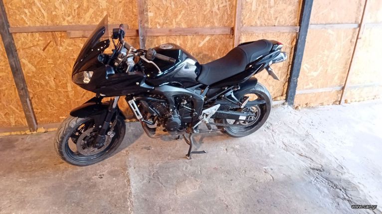 Yamaha FZ6 Fazer S2 2009
