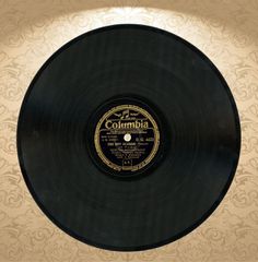 Δίσκος γραμμοφώνου Columbia (1947) 1) Κοπέλλες τραγουδούσανε 2) Σήκω κόρη χαϊδεμένη / Λ. Ρούβας