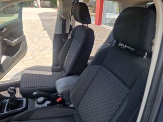 Volkswagen T-Cross 2019-thumb-42