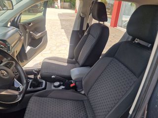 Volkswagen T-Cross 2019-thumb-48