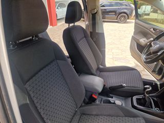 Volkswagen T-Cross 2019-thumb-54