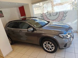 Mercedes-Benz GLA 180 2018 Sensation DIESEL AUTOMATIC-thumb-1