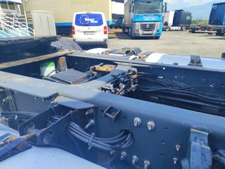 Renault 2008 500-thumb-7