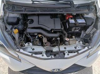Toyota Yaris 2017-thumb-8