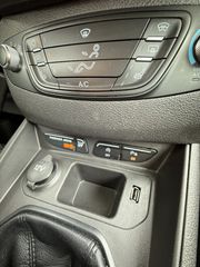 Ford Tourneo Courier 2021 πενταθέσιο titanium-thumb-26