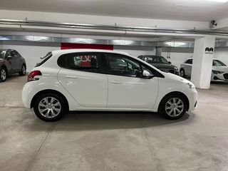 Peugeot 208 2019 1.5 BLUEHDI 100HP-thumb-3