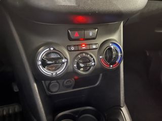 Peugeot 208 2019 1.5 BLUEHDI 100HP-thumb-13