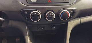 Hyundai i 10 2020 1.2 YES*Απο ιδιώτη *Πρώτο χέρι*-thumb-17