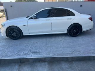 Mercedes-Benz E 300 2020 E 300 de-thumb-2
