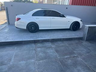 Mercedes-Benz E 300 2020 E 300 de-thumb-4