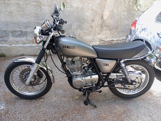 Yamaha SR 400 2015-thumb-2