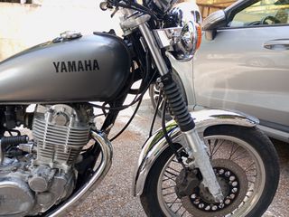 Yamaha SR 400 2015-thumb-8