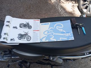 Yamaha SR 400 2015-thumb-20