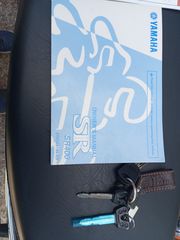 Yamaha SR 400 2015-thumb-22
