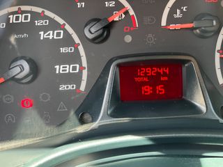 Ford Ka 2012-thumb-9