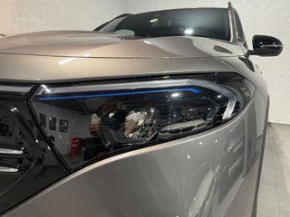 Mercedes-Benz EQB 2022 250 AMG/Night Package/Ελληνικής Αντιπροσωπείας-thumb-8