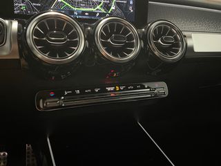 Mercedes-Benz EQB 2022 250 AMG/Night Package/Ελληνικής Αντιπροσωπείας-thumb-49
