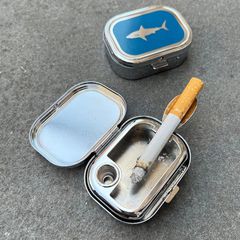 Shark On The Go Ashtray / Gadgets-thumb-4