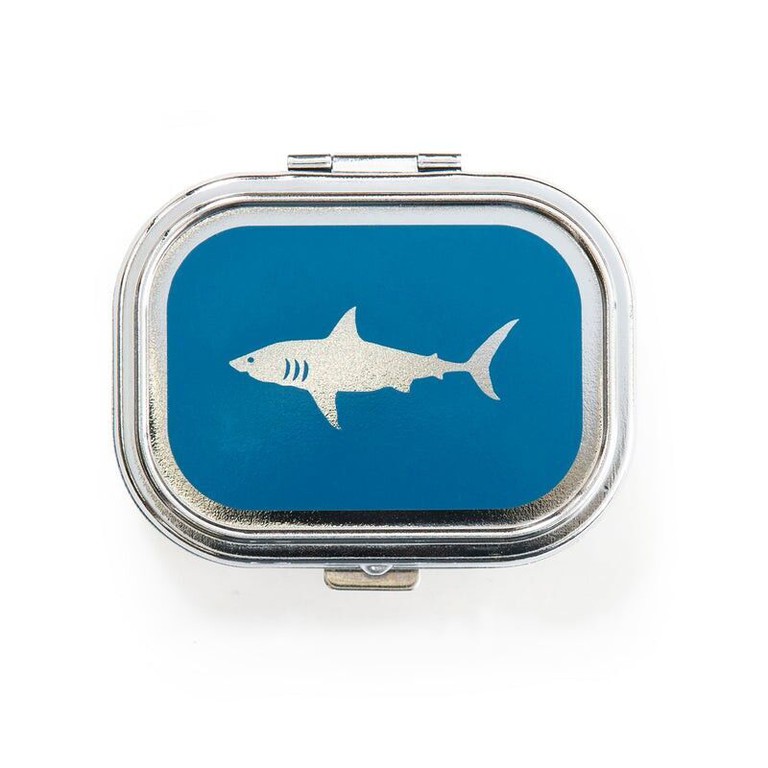 Shark On The Go Ashtray / Gadgets