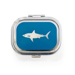 Shark On The Go Ashtray / Gadgets